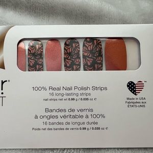 Color Street Wing It On